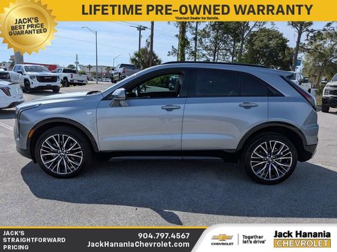 Used 2025 Cadillac XT4 Sport FWD image 6