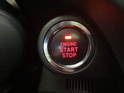 Used 2024 Subaru Crosstrek 2.0i Premium image 15