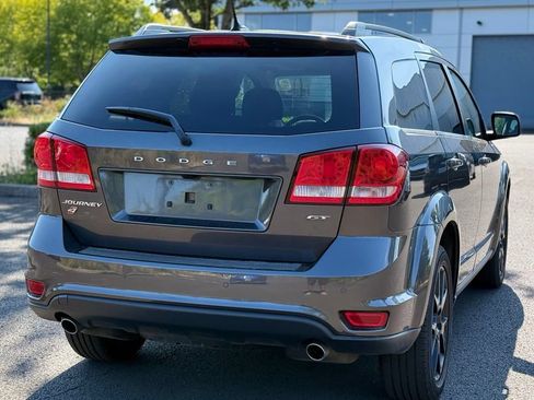 Used 2018 Dodge Journey GT w/ Nav & Sun Group AWD/4WD image 5