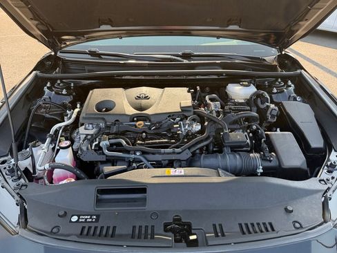 Used 2025 Toyota Camry LE FWD image 29