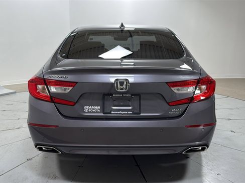 Used 2021 Honda Accord Touring image 4