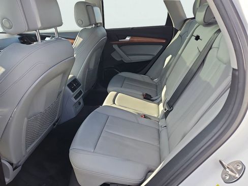 Used 2021 Audi Q5 Premium Plus image 36