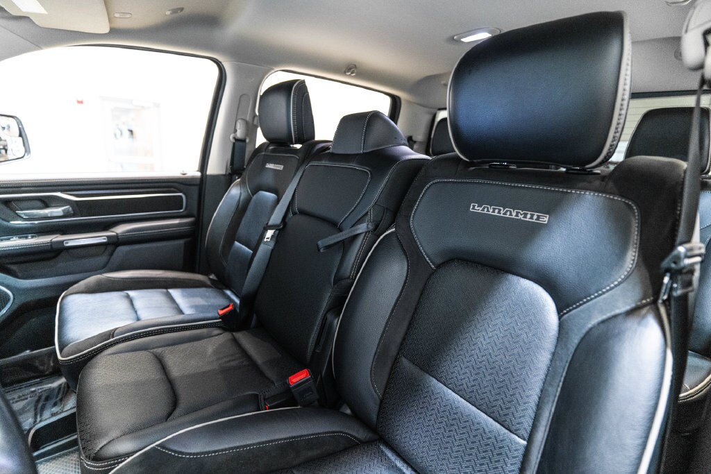 Used 2022 RAM 1500 Laramie AWD/4WD image 6