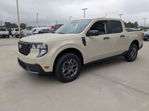 New 2025 Ford Maverick XLT w/ XLT Luxury Package image 8