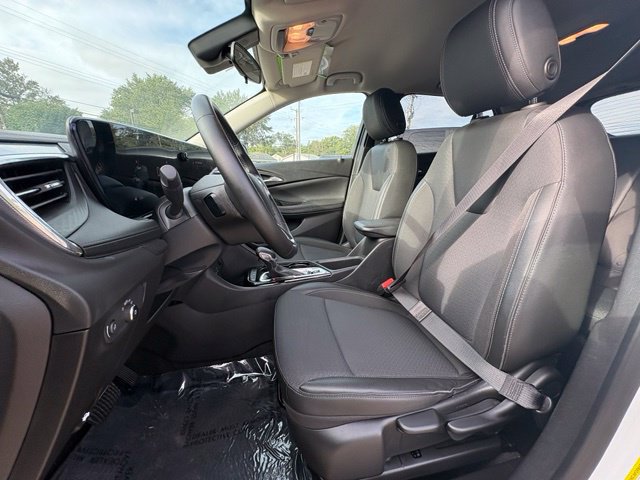 Used 2025 Buick Encore GX Preferred FWD image 17