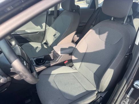 Used 2025 Kia K4 FWD image 12