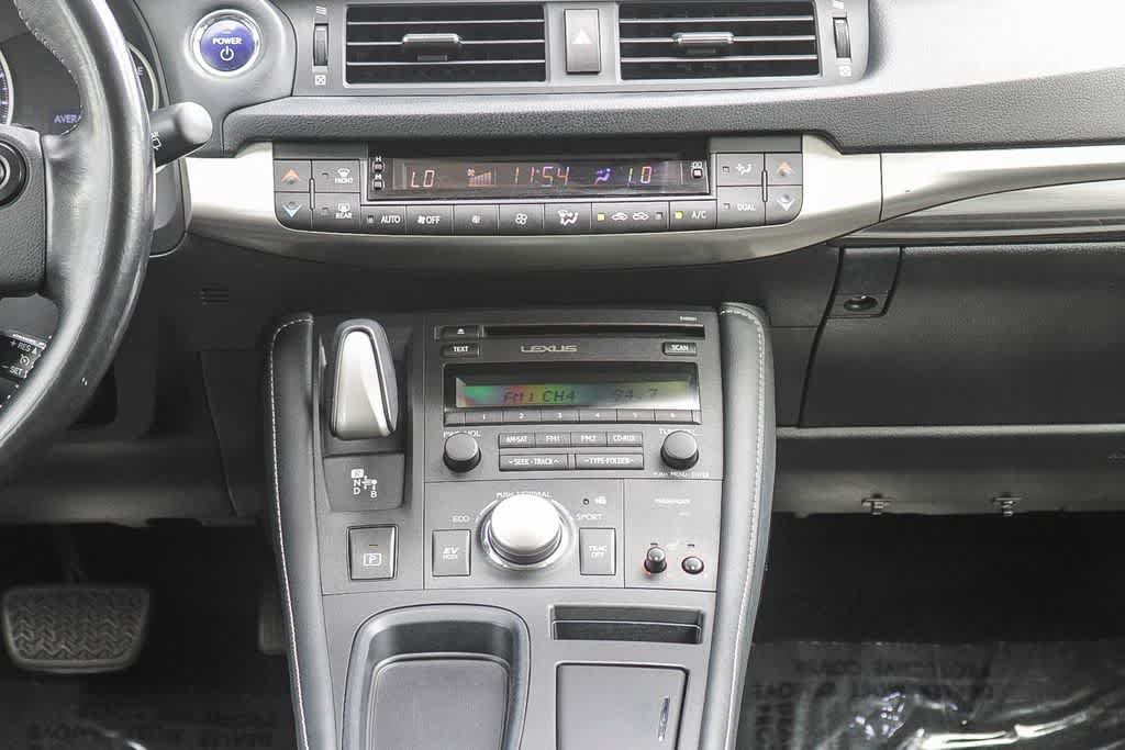 Used 2016 Lexus CT 200h w/ Seat Comfort Package FWD image 12
