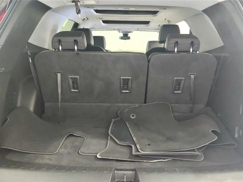 Used 2021 Chevrolet Traverse Premier AWD/4WD image 19