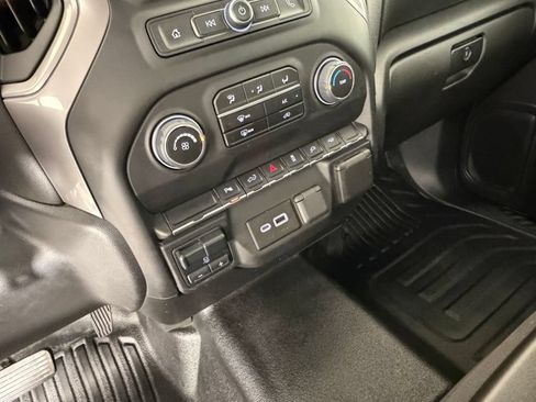 Used 2022 Chevrolet Silverado 2500 W/T w/ WT Convenience Package RWD image 15
