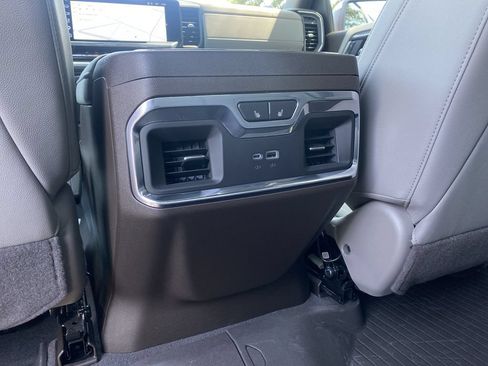 Used 2026 Chevrolet Silverado 1500 LTZ AWD/4WD image 29