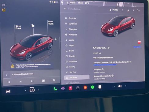 Used 2023 Tesla Model 3 Standard Range image 12