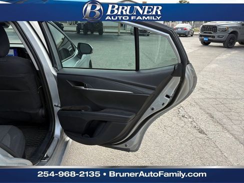 Used 2025 Toyota Camry LE image 17