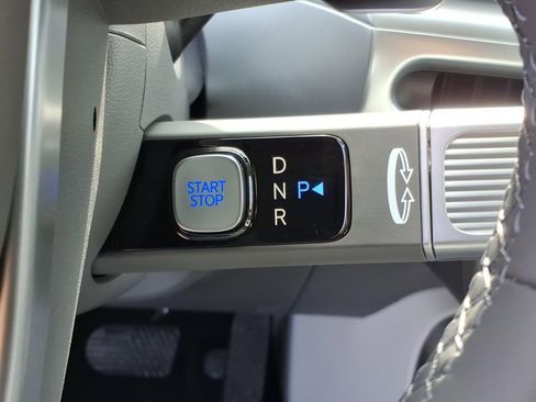 New 2026 Hyundai Ioniq 9 Limited image 13