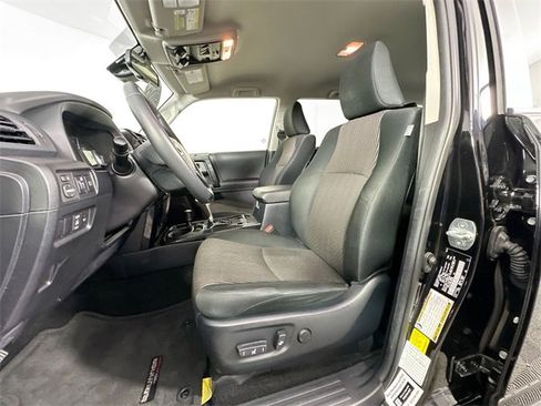 Used 2024 Toyota 4Runner TRD Off-Road image 16