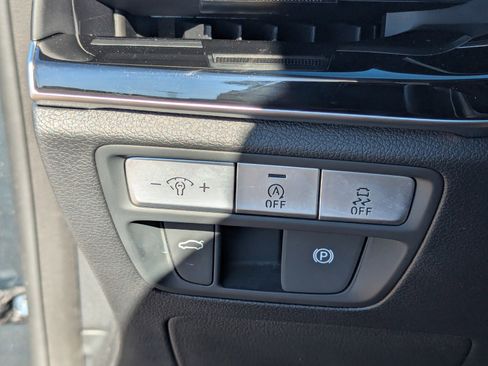 Used 2023 Genesis G80 2.5T image 32