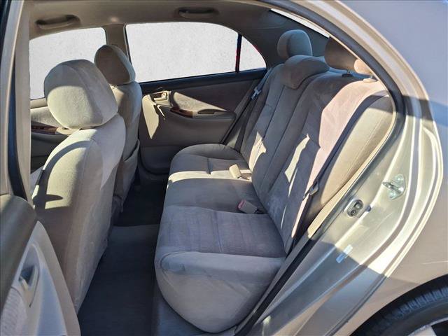 Used 2005 Toyota Corolla LE FWD image 16