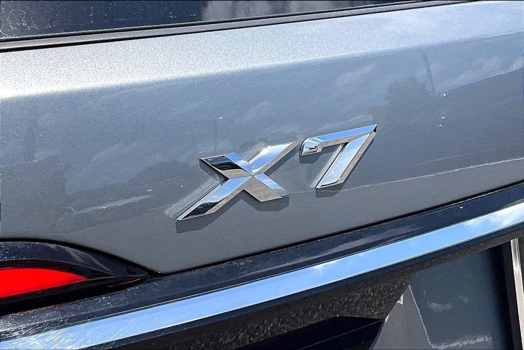 Used 2026 BMW X7 xDrive40i AWD/4WD image 26