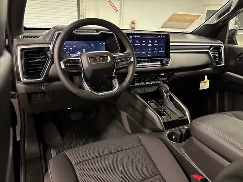 New 2026 GMC Canyon Elevation image 24