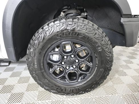 Used 2023 Chevrolet Silverado 1500 ZR2 w/ ZR2 Bison Edition AWD/4WD image 12
