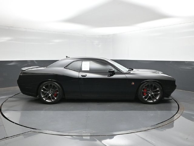 Used 2021 Dodge Challenger R/T Scat Pack RWD image 15