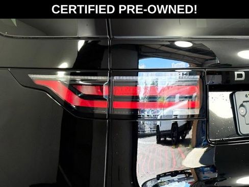 Certified 2025 Land Rover Discovery Dynamic SE AWD/4WD image 17