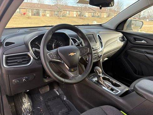 Used 2023 Chevrolet Equinox LT image 9