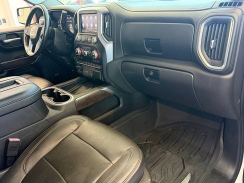 Certified 2019 GMC Sierra 1500 SLT RWD image 17