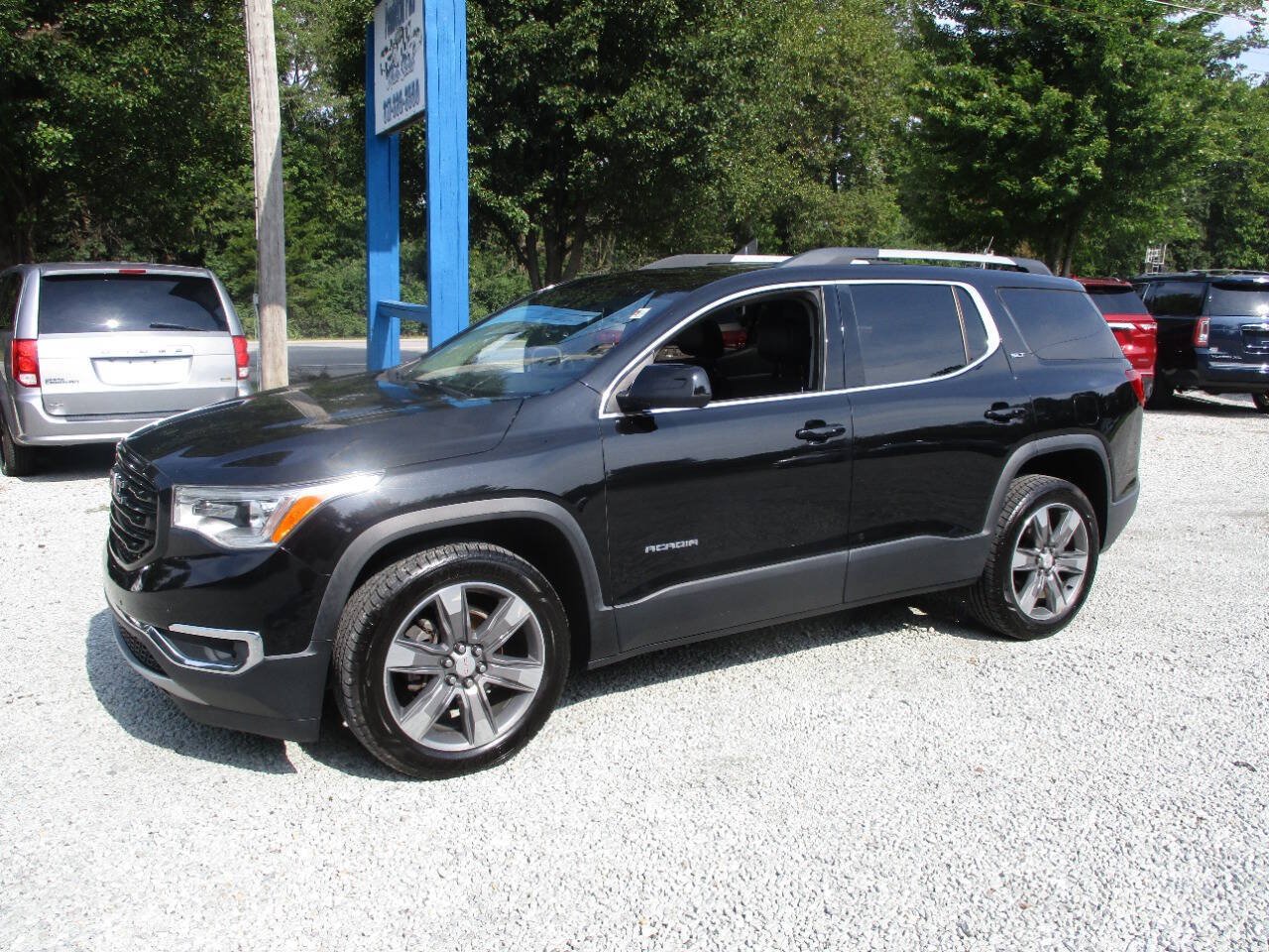 Used 2018 GMC Acadia SLT AWD/4WD image 1