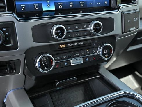 Used 2022 Ford F250 Lariat w/ Lariat Ultimate Package image 26