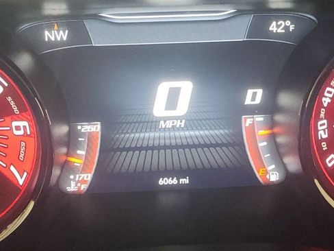 Used 2023 Dodge Challenger SRT Hellcat RWD image 39