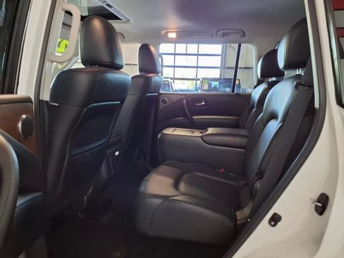 Used 2023 Nissan Armada SL w/ Captain's Chairs Package AWD/4WD image 14