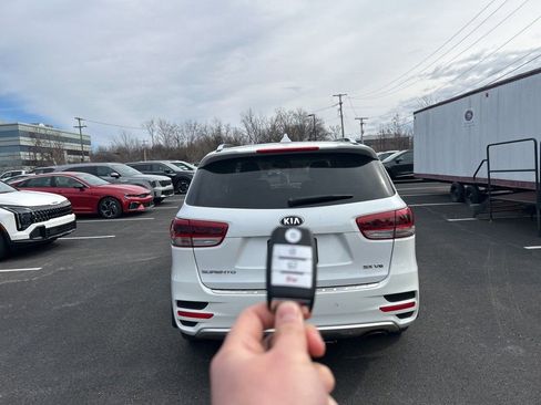 Used 2018 Kia Sorento SX image 6