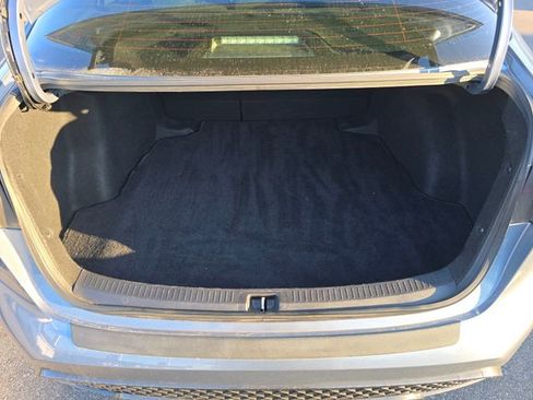 Used 2021 Toyota Corolla SE image 23