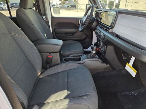 New 2026 Jeep Wrangler Unlimited Sport image 31