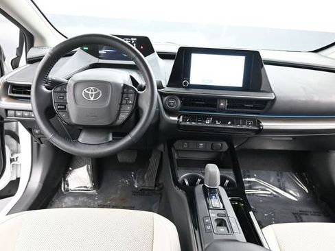 Used 2023 Toyota Prius XLE AWD/4WD image 19
