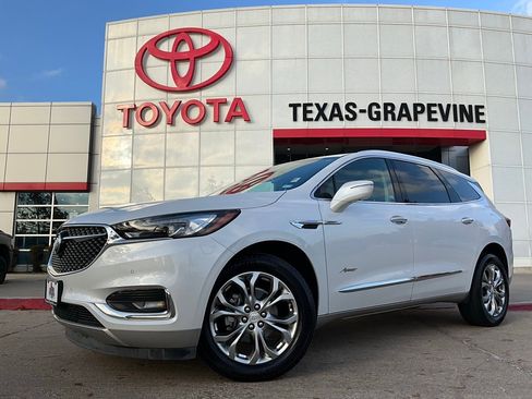 Used 2019 Buick Enclave Avenir w/ Avenir Technology Package image 2