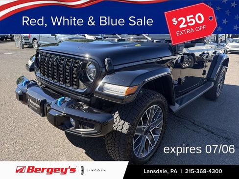 Used 2024 Jeep Wrangler High Altitude AWD/4WD image 1