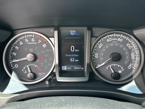 Used 2021 Toyota Tacoma TRD Sport w/ TRD Premium Sport Package AWD/4WD image 27