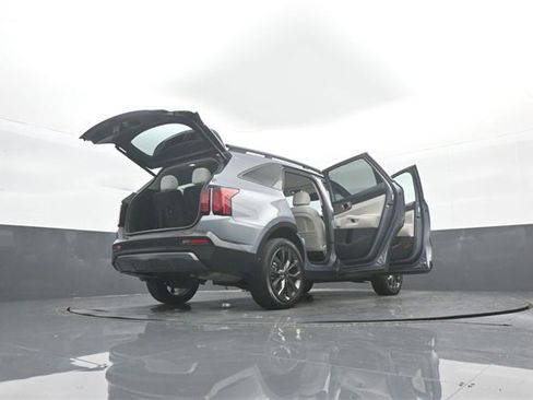 Used 2023 Kia Sorento X-Line EX image 38
