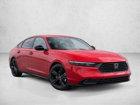 Used 2023 Honda Accord Sport image 3