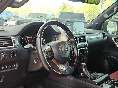 Used 2022 Lexus GX 460 Premium w/ Premium Package AWD/4WD image 9