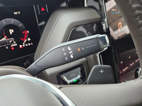 New 2026 GMC Yukon XL Elevation image 21