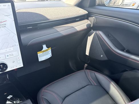 Certified 2025 Ford Mustang Mach-E Premium w/ Sport Appearance Package AWD/4WD image 16