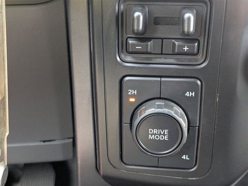 Used 2021 Ford F150 XLT image 26