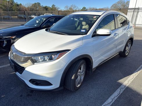 Certified 2019 Honda HR-V EX-L image 1