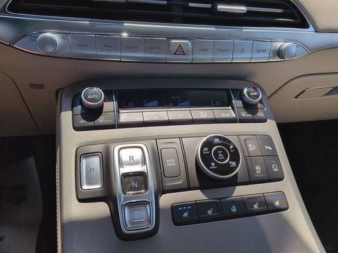 Used 2021 Hyundai Palisade Limited w/ Winter Package AWD/4WD image 25