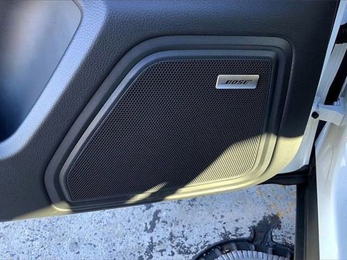 Certified 2026 Porsche Macan image 33