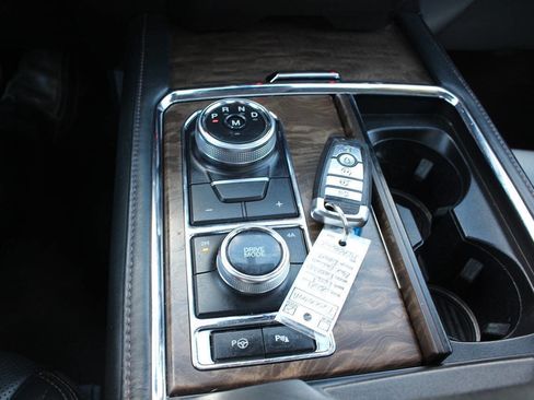 Certified 2021 Ford Expedition Max Platinum image 19