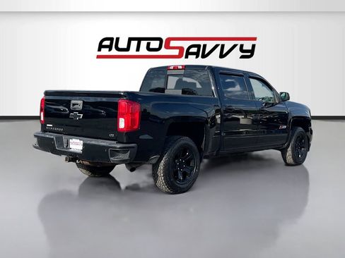 Used 2018 Chevrolet Silverado 1500 LTZ Z71 w/ Midnight Edition AWD/4WD image 7