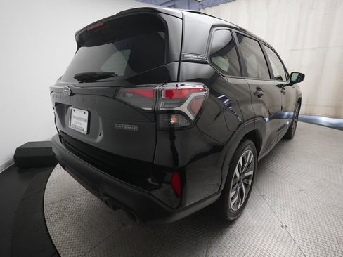 Certified 2025 Subaru Forester Touring AWD/4WD image 13